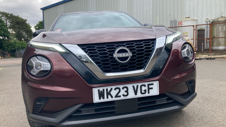 Nissan Juke 1.0 DiG-T 114 N-Connecta 5dr Petrol Hatchback
